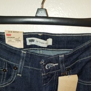 NWT Levi's 518 superlow Bootcut size 1M/25 Women's